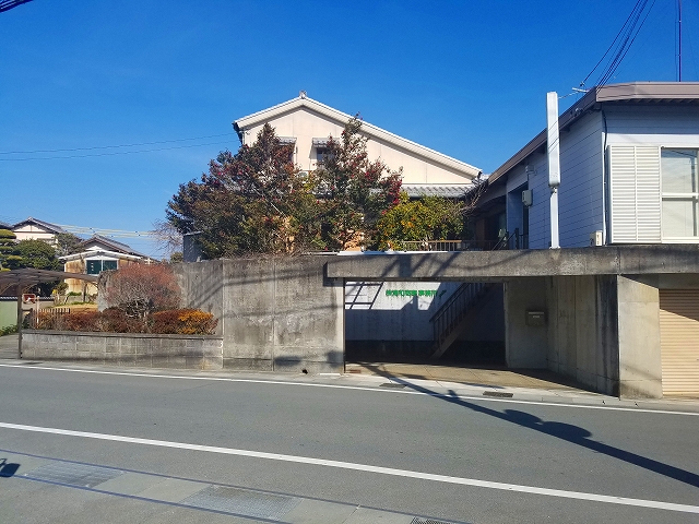detached 駅部田町